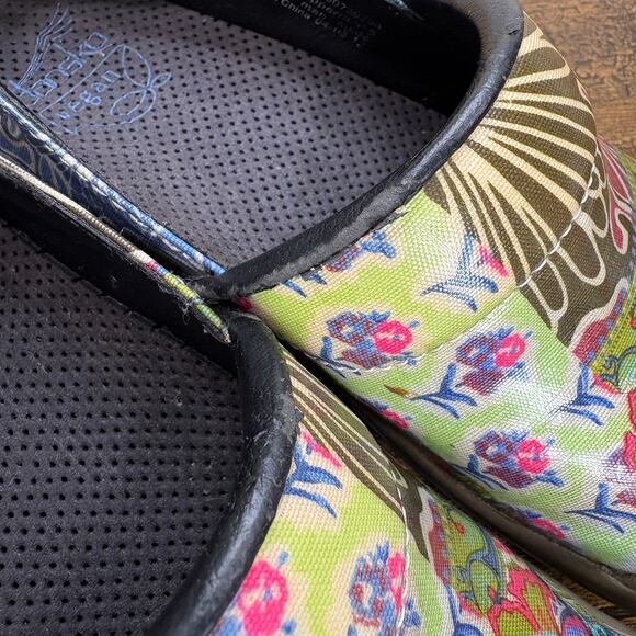 Dansko Size EU 38 Clogs Shoes Vegan Volley Floral Patchwork Boho Indie READ - Picture 6 of 14